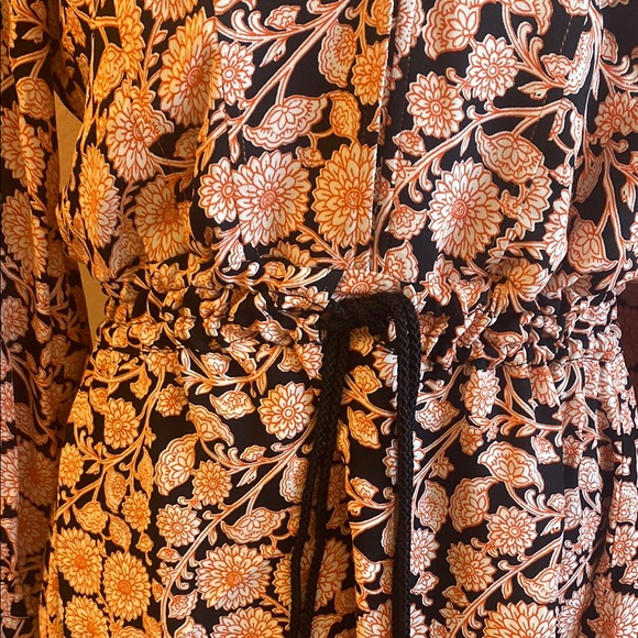 REISS Floral Print Flippy Dress. - Picture 3 of 8